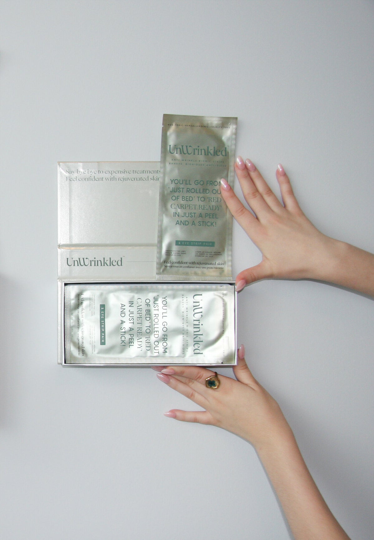 Eye Patches box open with a hydrogel strip sachet